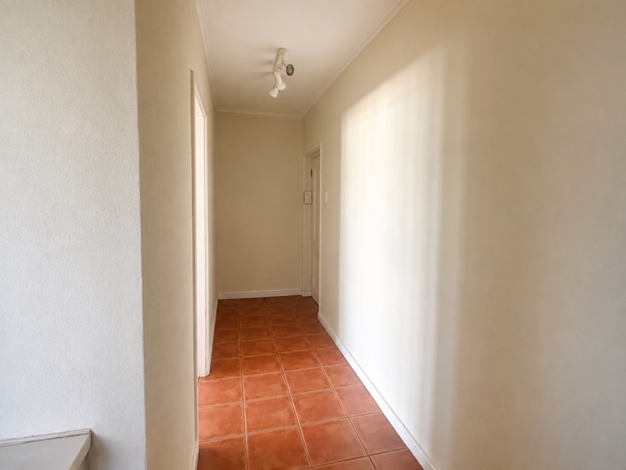 1 Bedroom Property for Sale in Mouille Point Western Cape